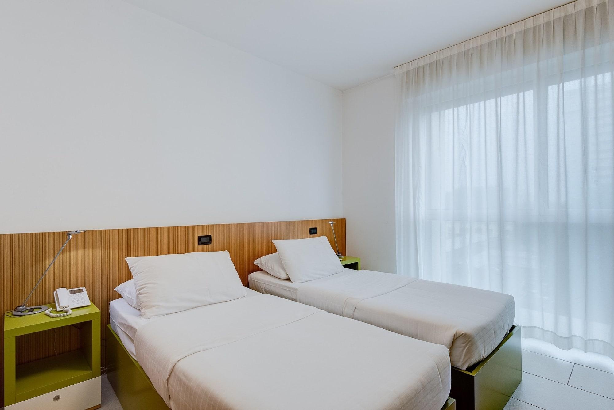 Camplus Turro Casa Per Ferie ミラノ エクステリア 写真